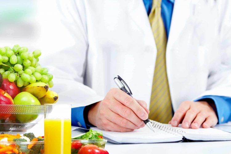 ROLE OF A SPORTS NUTRITIONIST